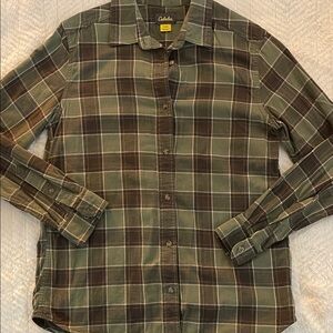 Cabela's Green and Brown Plaid Button-Down Shirt